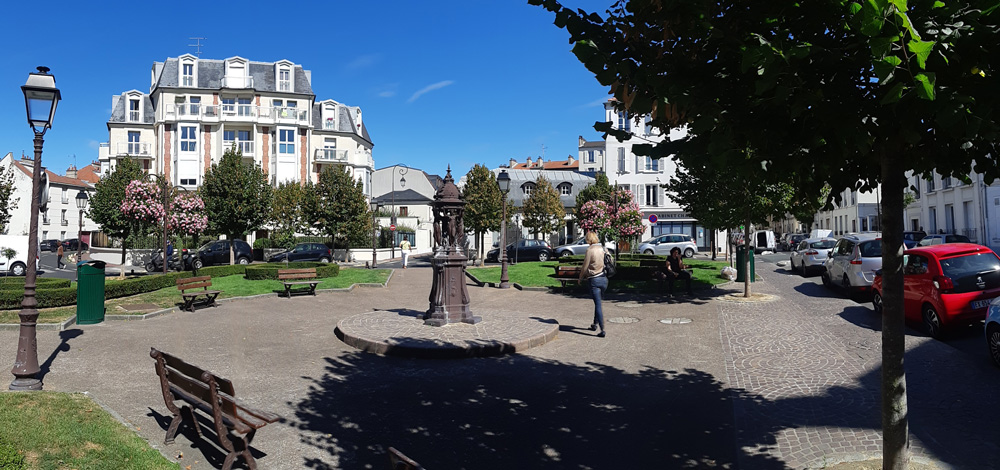 Place Henry IV - Square Lepic